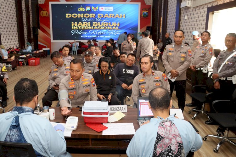 Peringati May Day, Polres Kediri Kota Gelar Donor Darah Bersama Serikat Pekerja